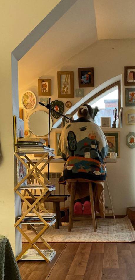 Portrait of Альона Кравченко, who works in the painting style (Uzhhorod, Ukraine) Photo 3 of 4.